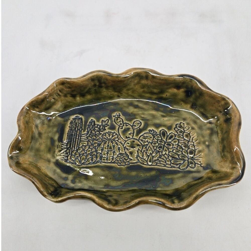 Southwestern Cactus Ruffle Edge Studio Art Pottery Tinket Dish Iridescent Green